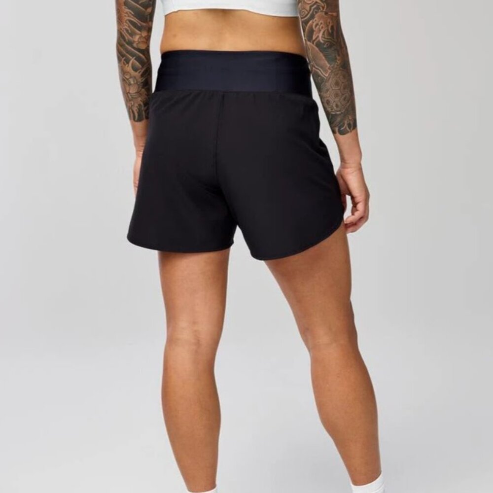 Brooks Chaser 5" Lined Running Shorts in Black Workout Athletic Women's M - Picture 3 of 9